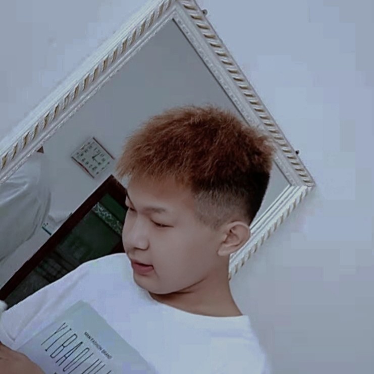 开朗扯凉笙的照片