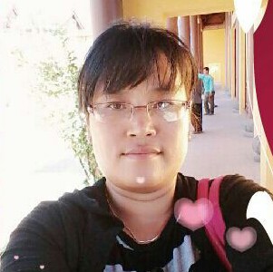 冷傲酒窝的照片