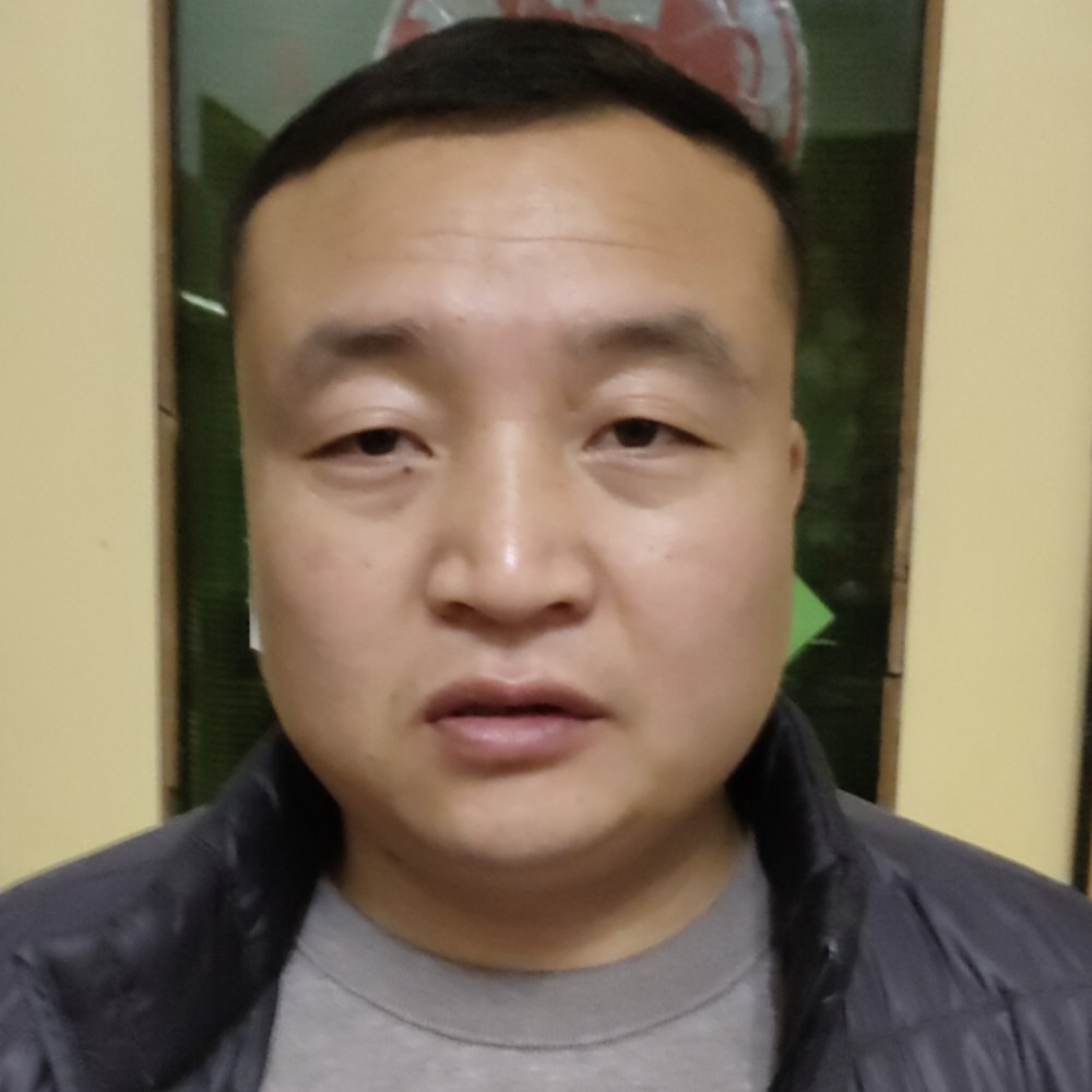 平淡那路人的照片