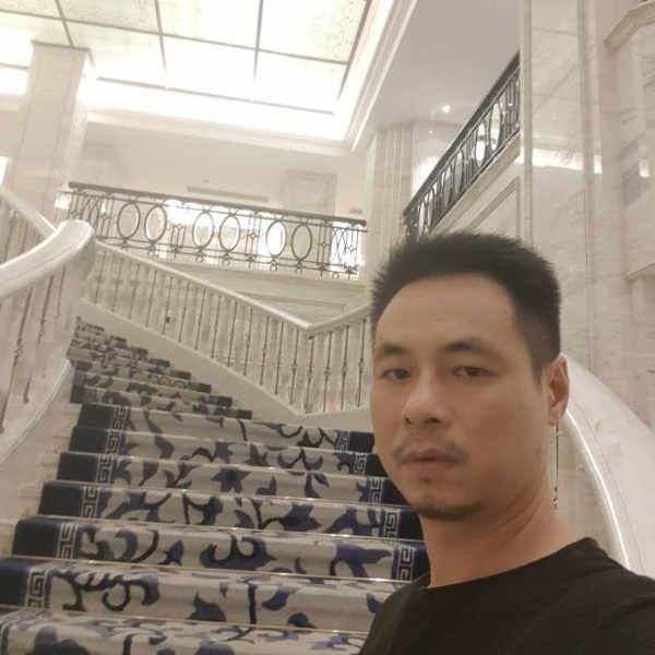 忘忧苦恋端庄的照片
