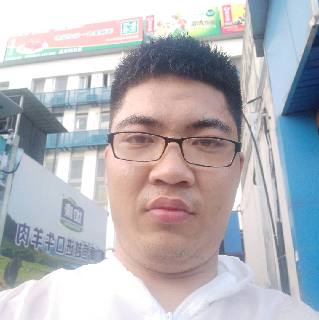 笨笨浅吻矜柔的照片