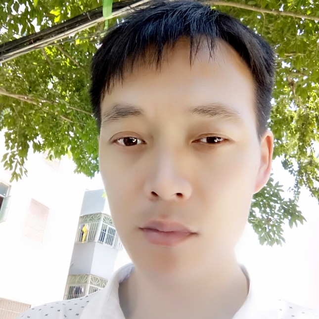 飘逸打彩虹的照片