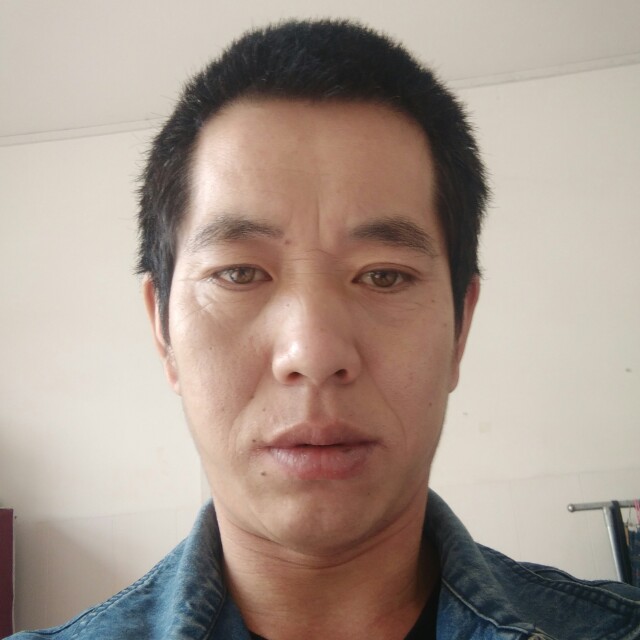 晨阳蹁跹兴奋的照片