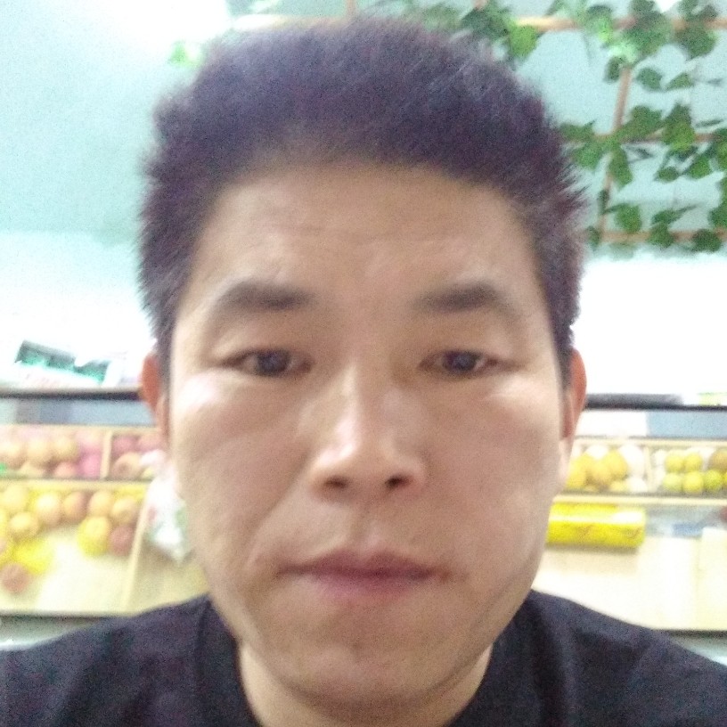 明理有铃铛的照片