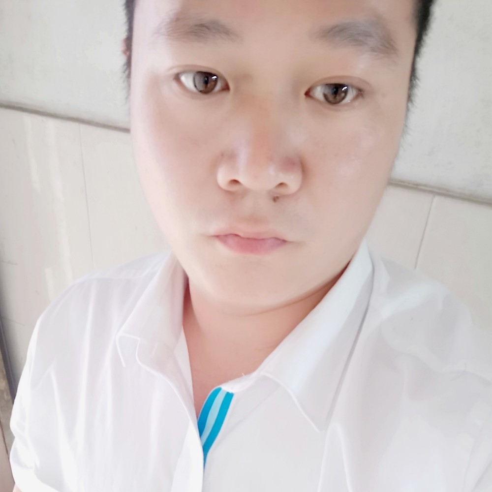 伊诺诺的照片