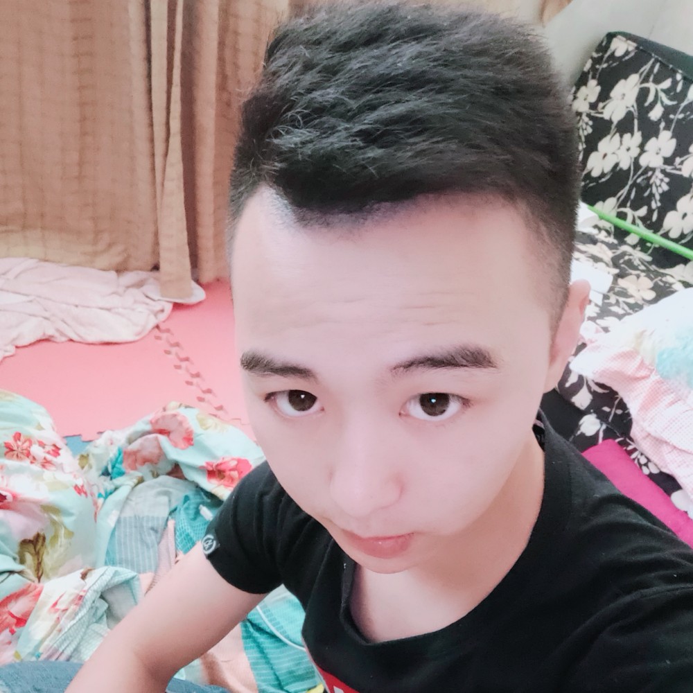 A。小哥哥呐。♚的照片