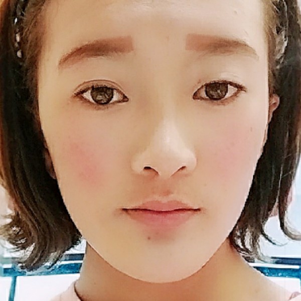 睫毛给义气的照片