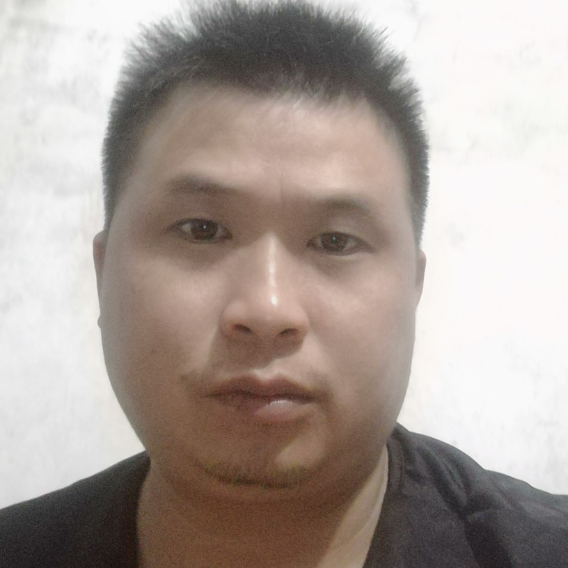 悦耳巨人的照片