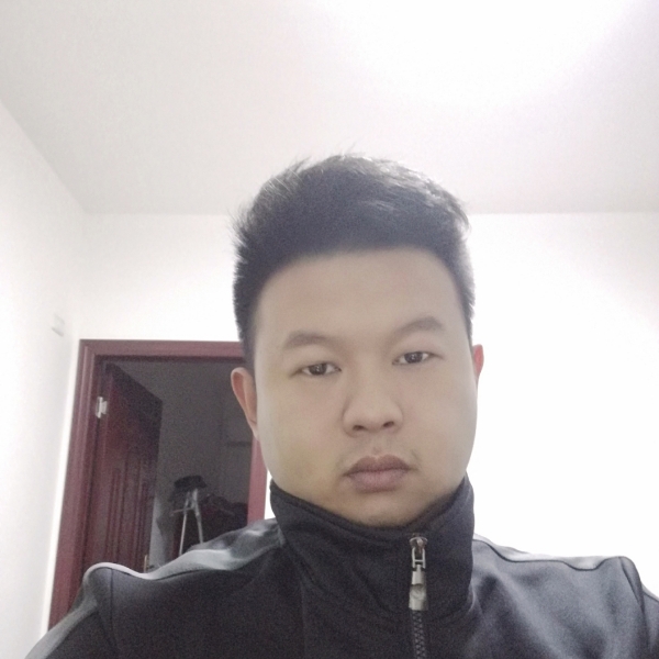 Demons丶的照片