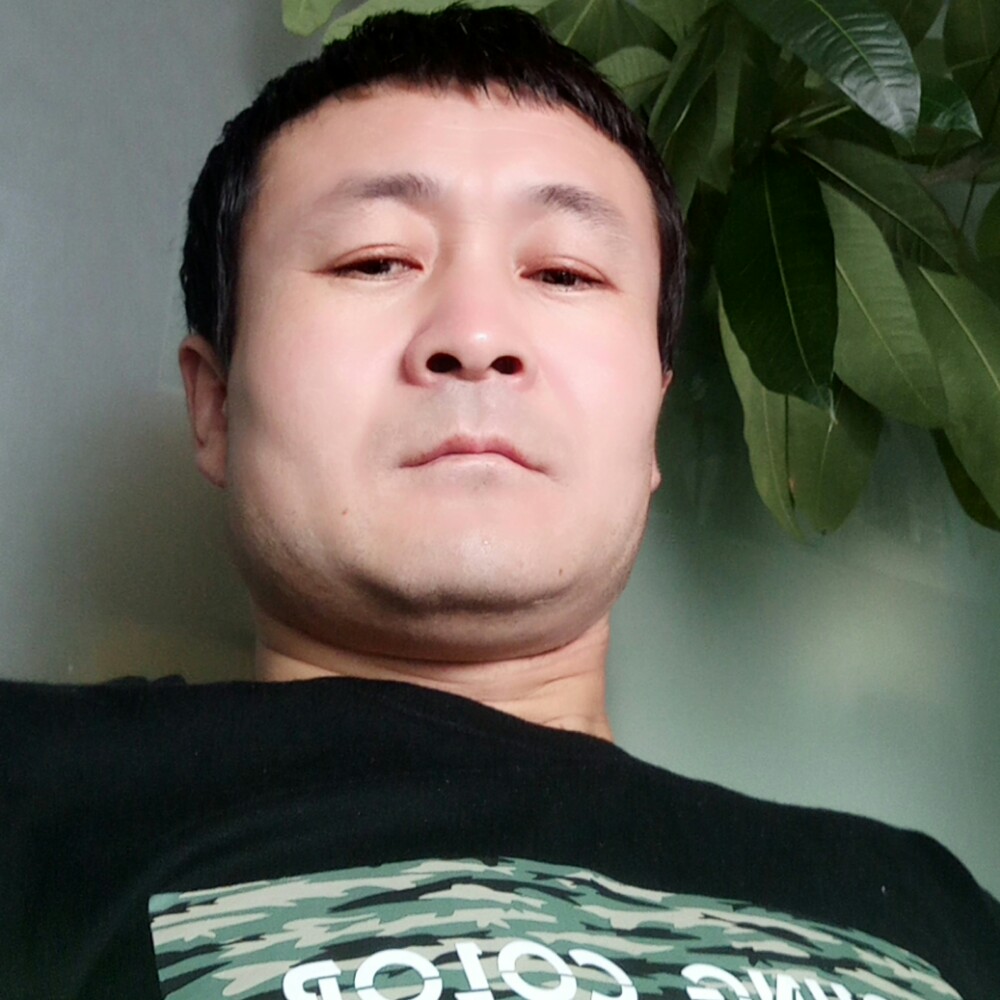 恬静打高山的照片