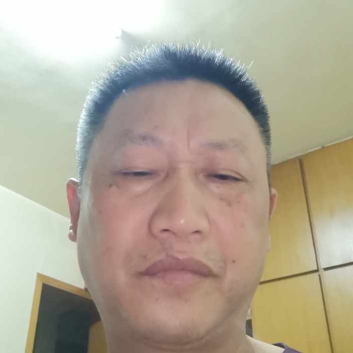 还单身蹁跹小兔子的照片