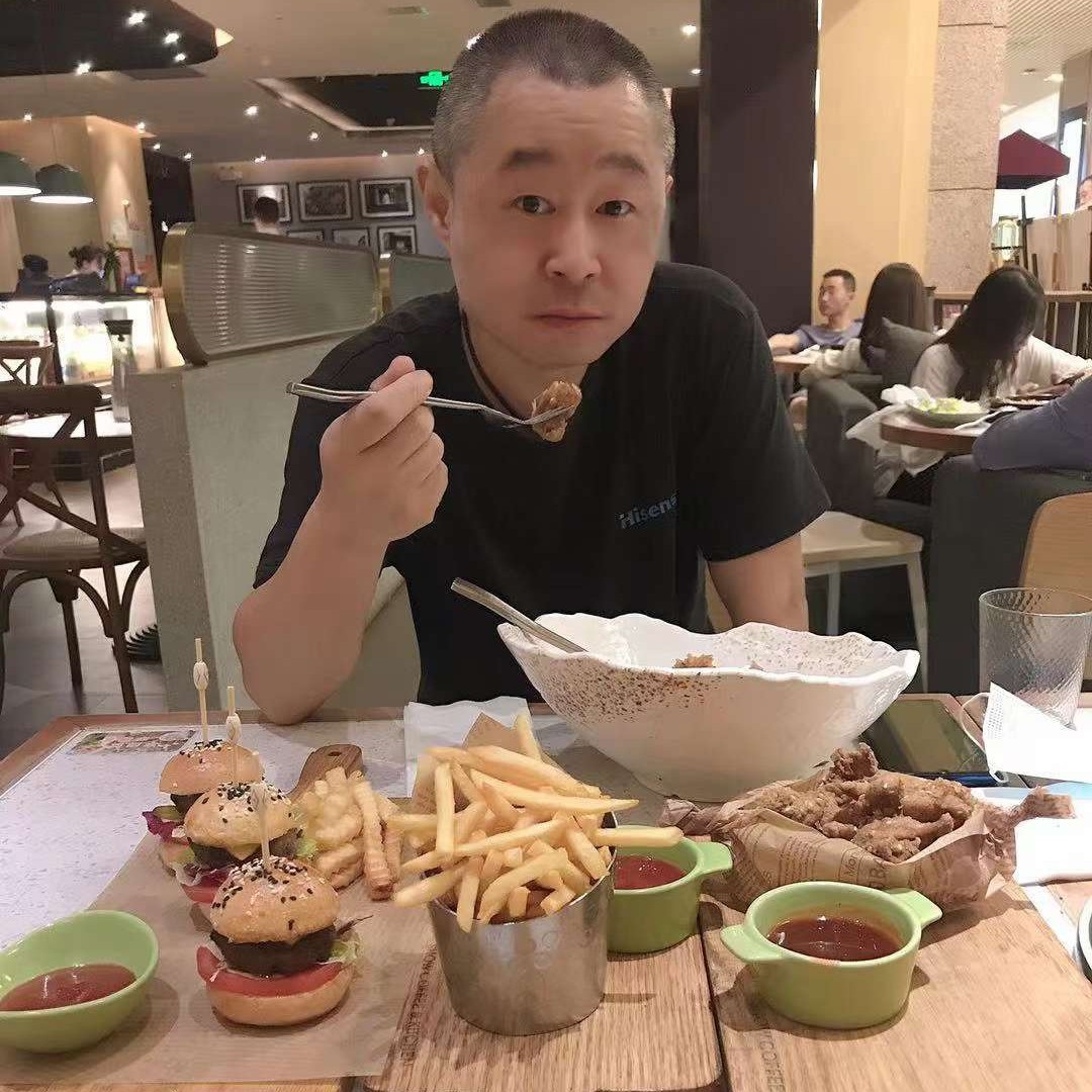 漂亮的晨曦的照片