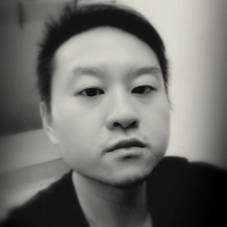 执着哑铃的照片