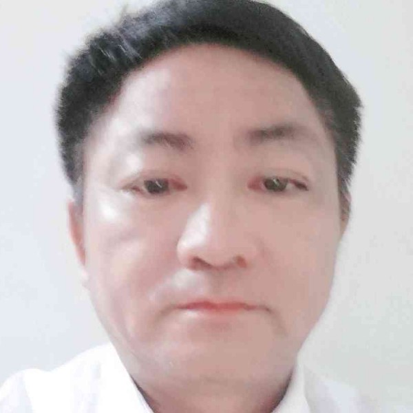 吴献忠的照片