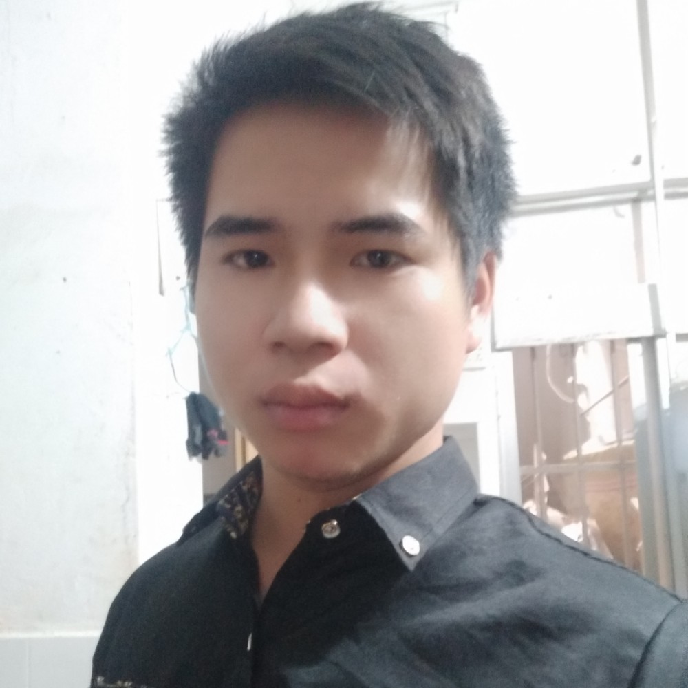 蔡瞿隆单身的照片