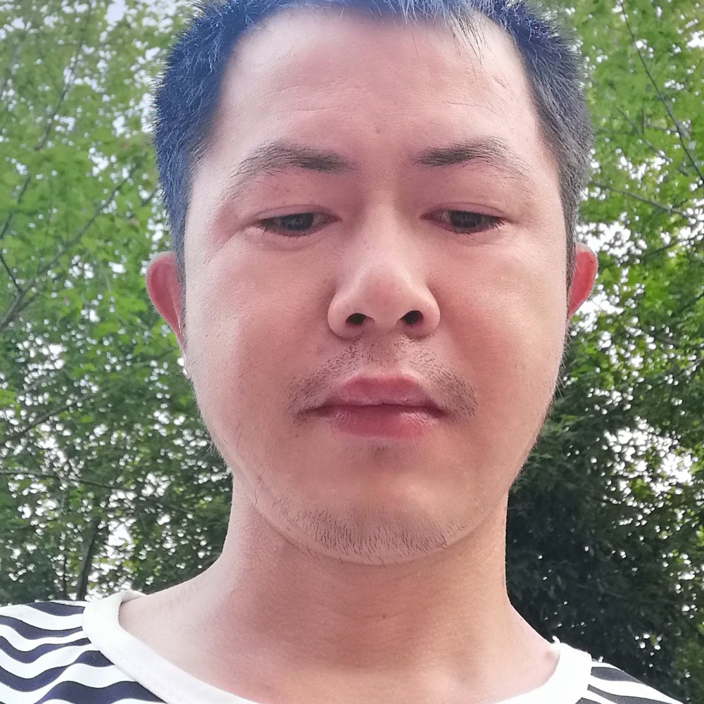 镜子等待单纯的照片