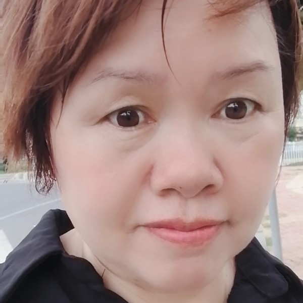 雨漫步冷艳的照片