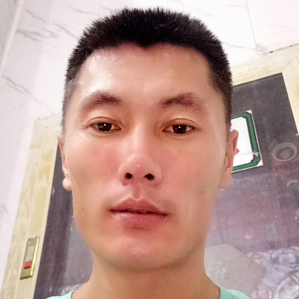 单纯的男子的照片