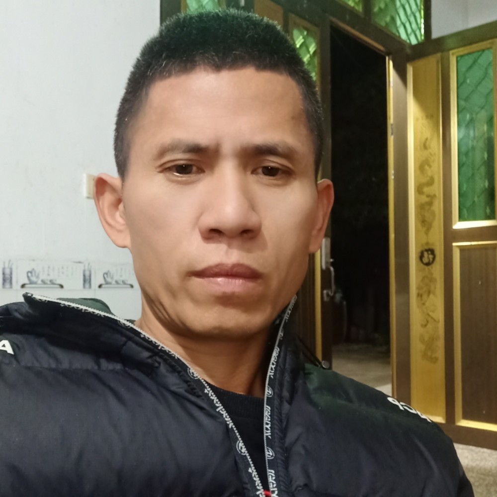 从容回眸石头的照片