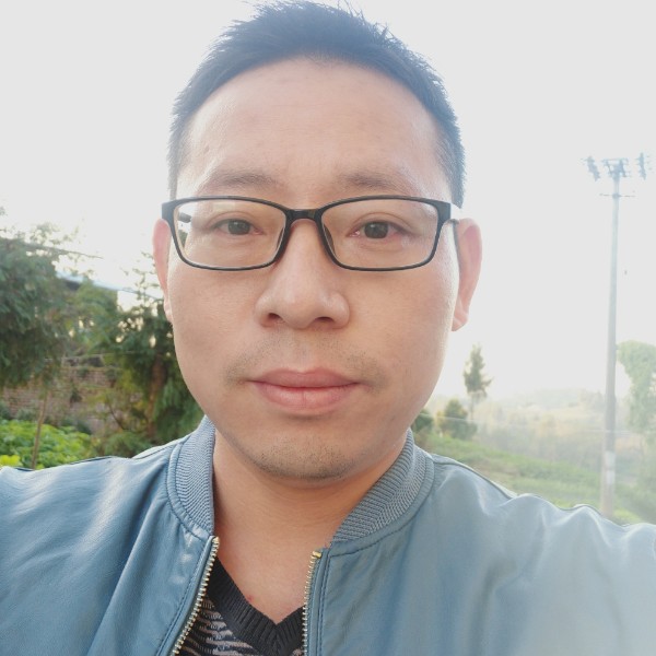 龙潭飘雪的照片