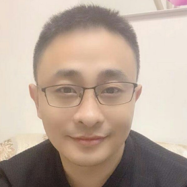 夜雨流星的照片