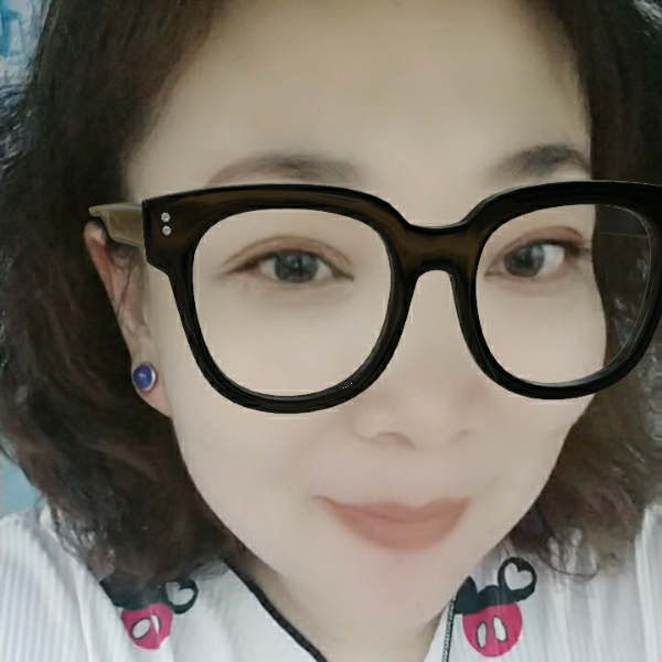 美丽的晔子的照片
