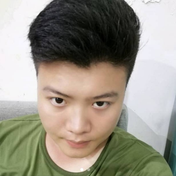 苏离愁的照片