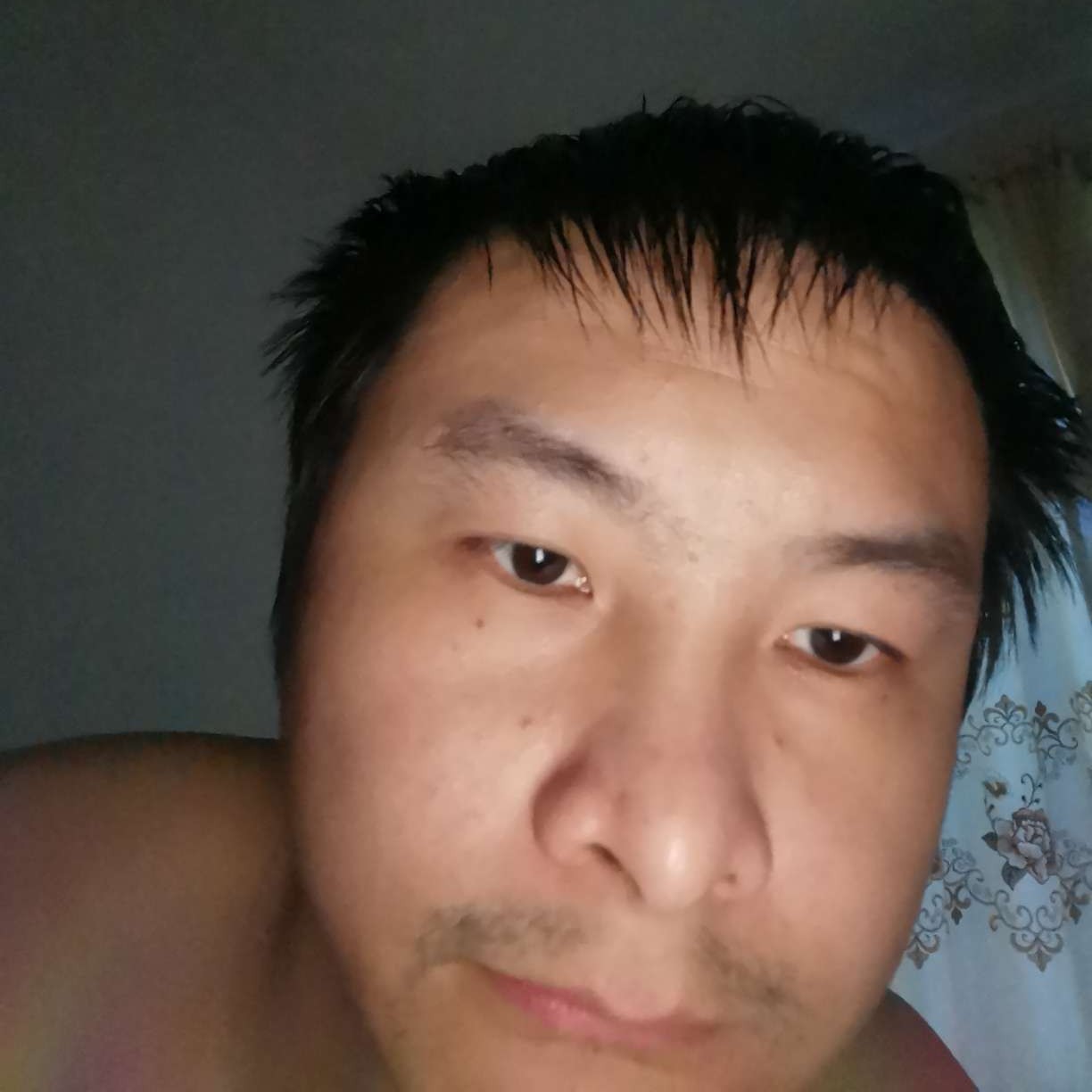 瑞雪方迷茫的照片