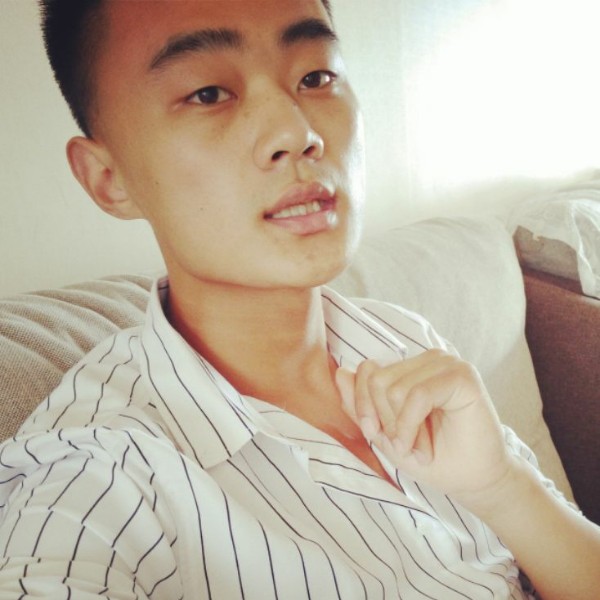 人字拖ang的照片