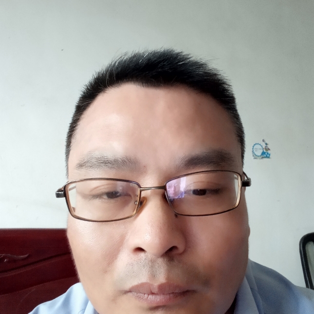 流沙认真的照片
