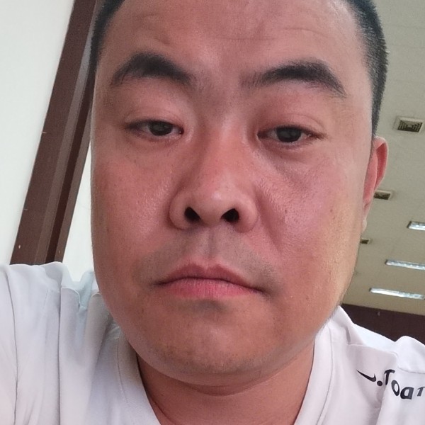 拥吻爱你的照片
