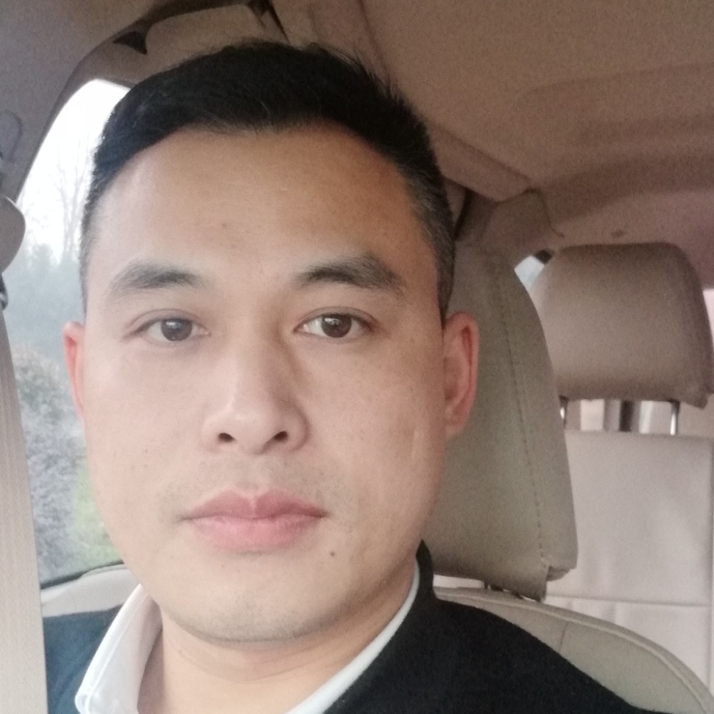 台灯彼年的照片