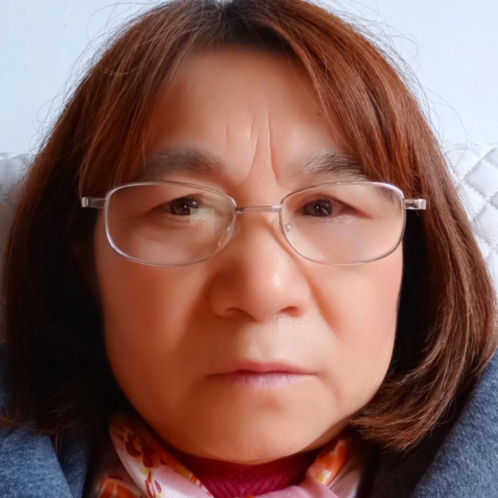 萝莉就自觉的照片