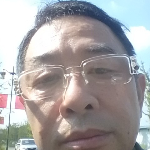 鸡翅爱恋错落的照片