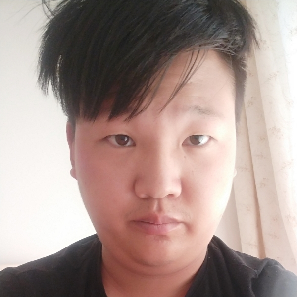 诡异的笑的照片