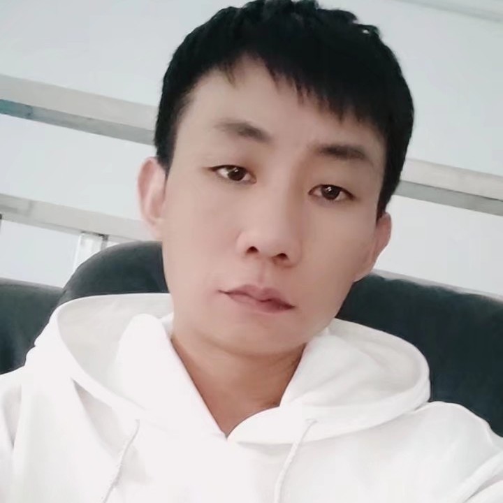 受过伤的我。的照片