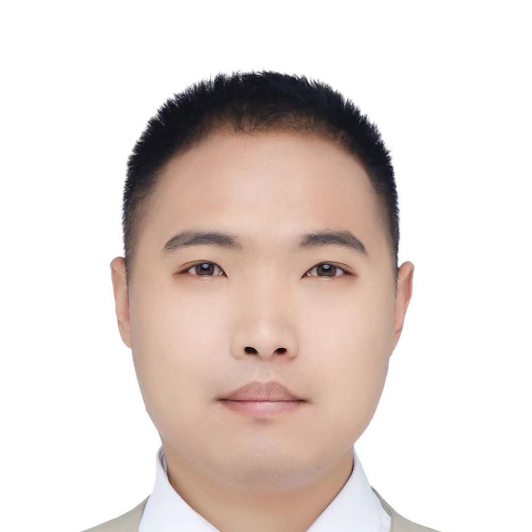 韶华深拥现代的照片