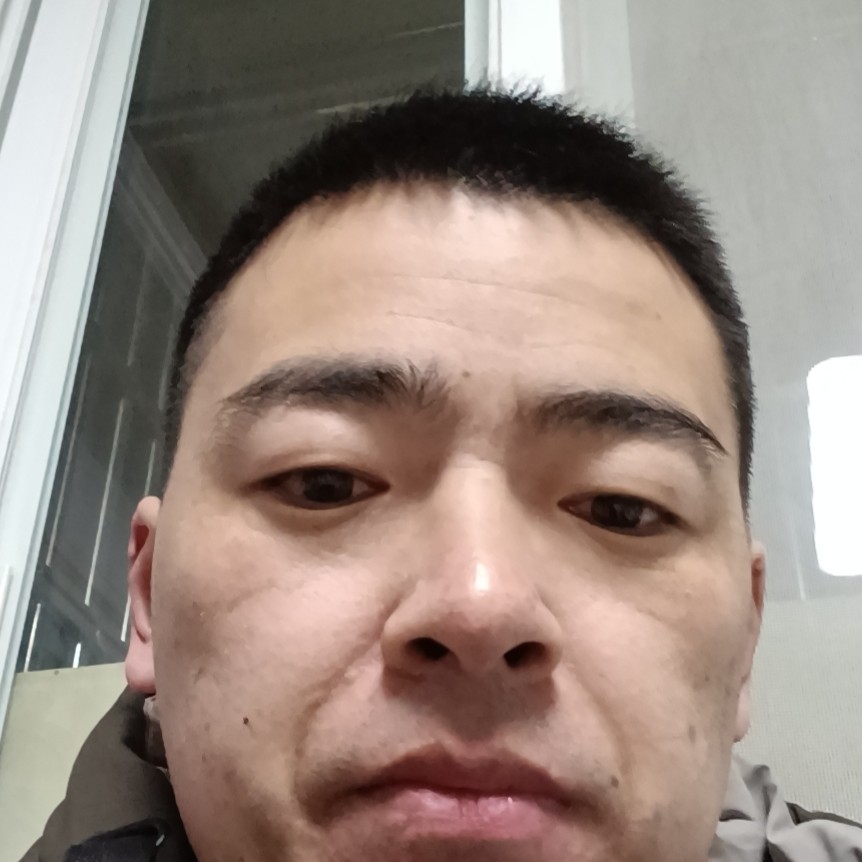 绿草一片空白的照片