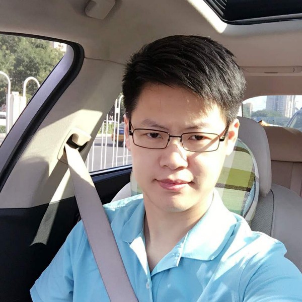 阳光放弃滑板的照片