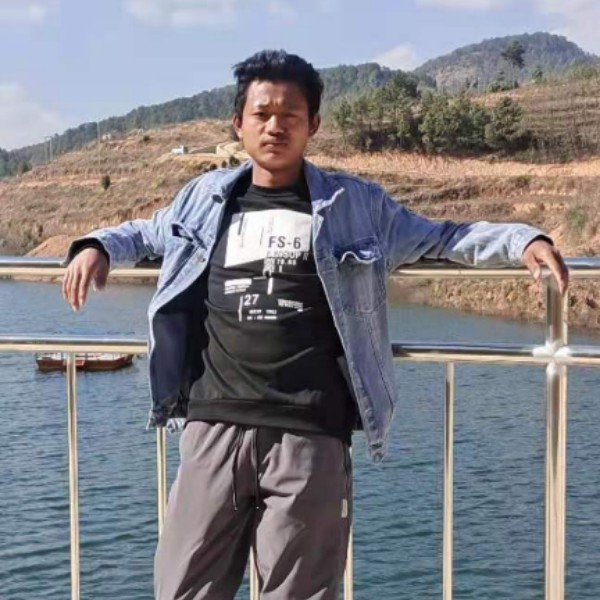 斑驳凝眸崖悔的照片