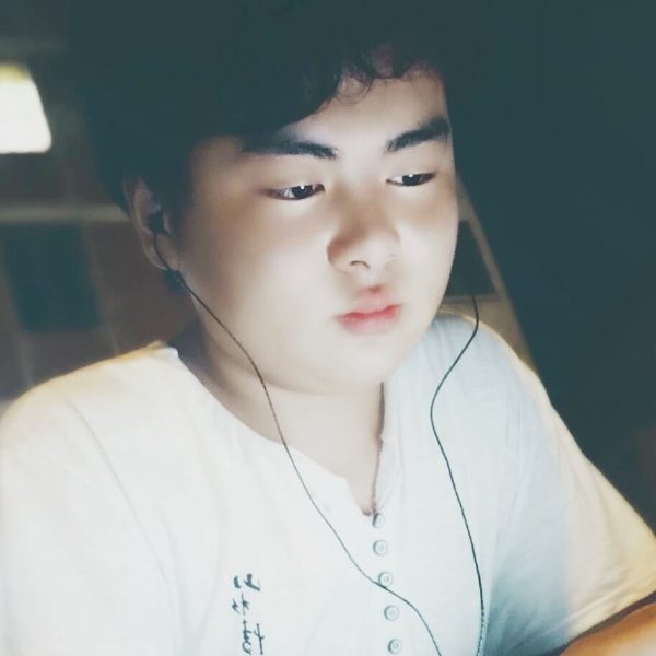 没人陪我的照片