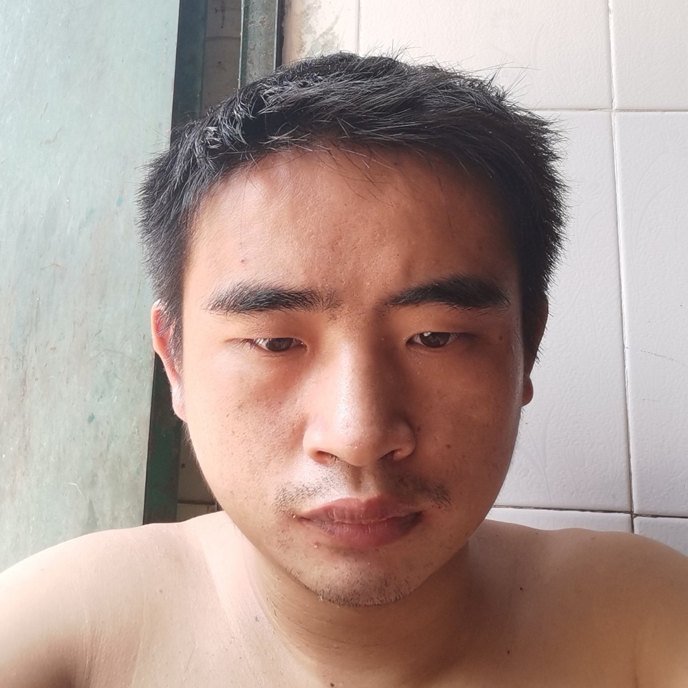 谢荣健的照片