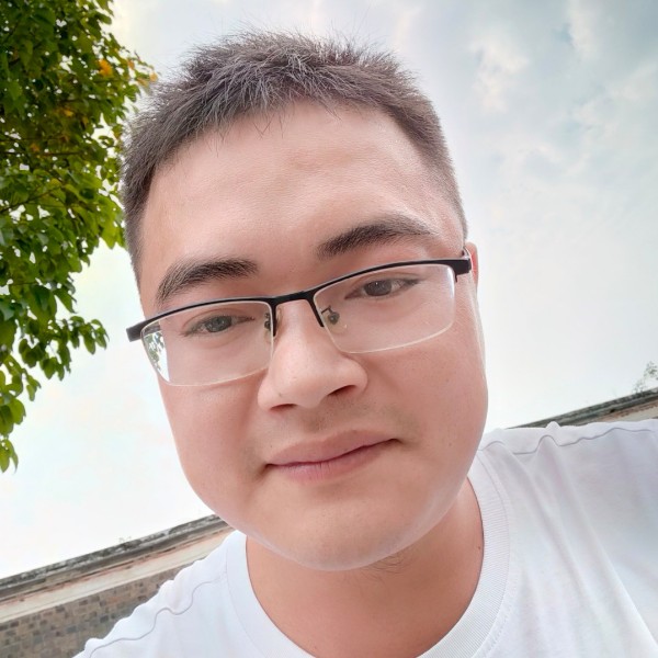 王子瑜的照片