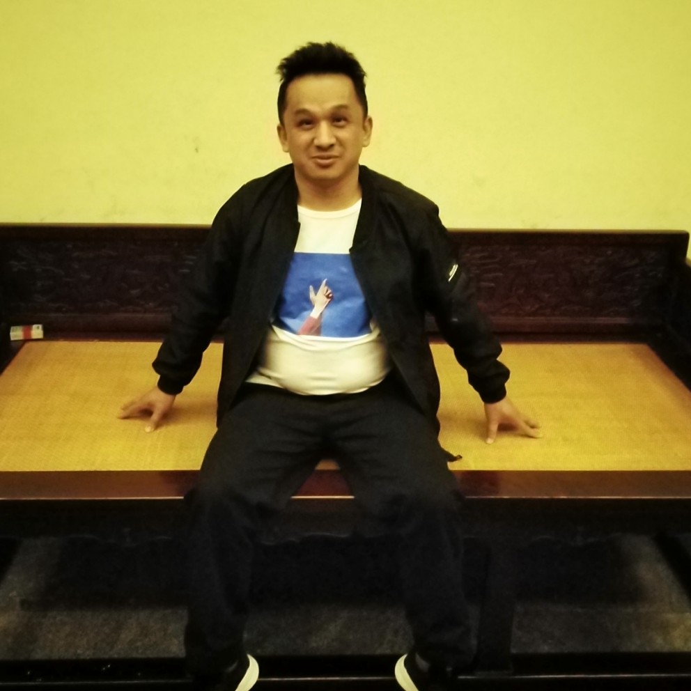 鲜花迎单纯的照片