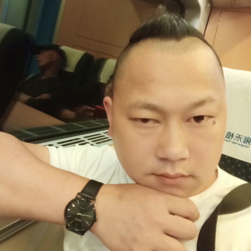 一杯过往一杯明天的照片