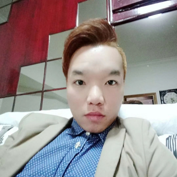 无可取代的方坚定的照片