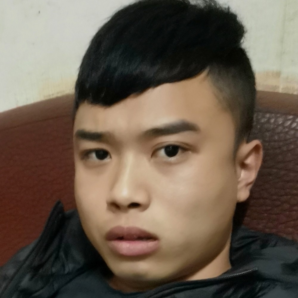 陶醉挽手人生苦短的照片