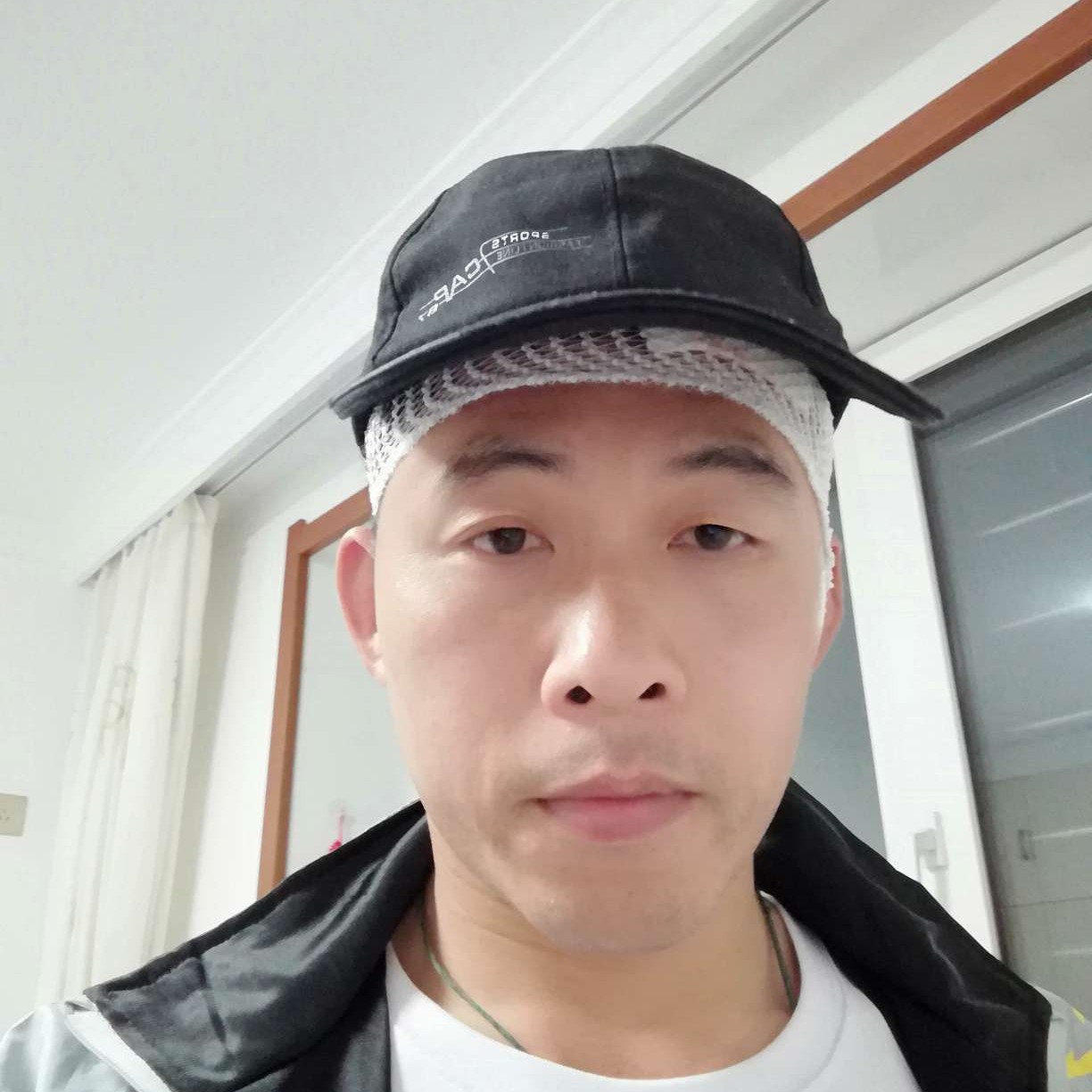 尘宵等于乐观的照片