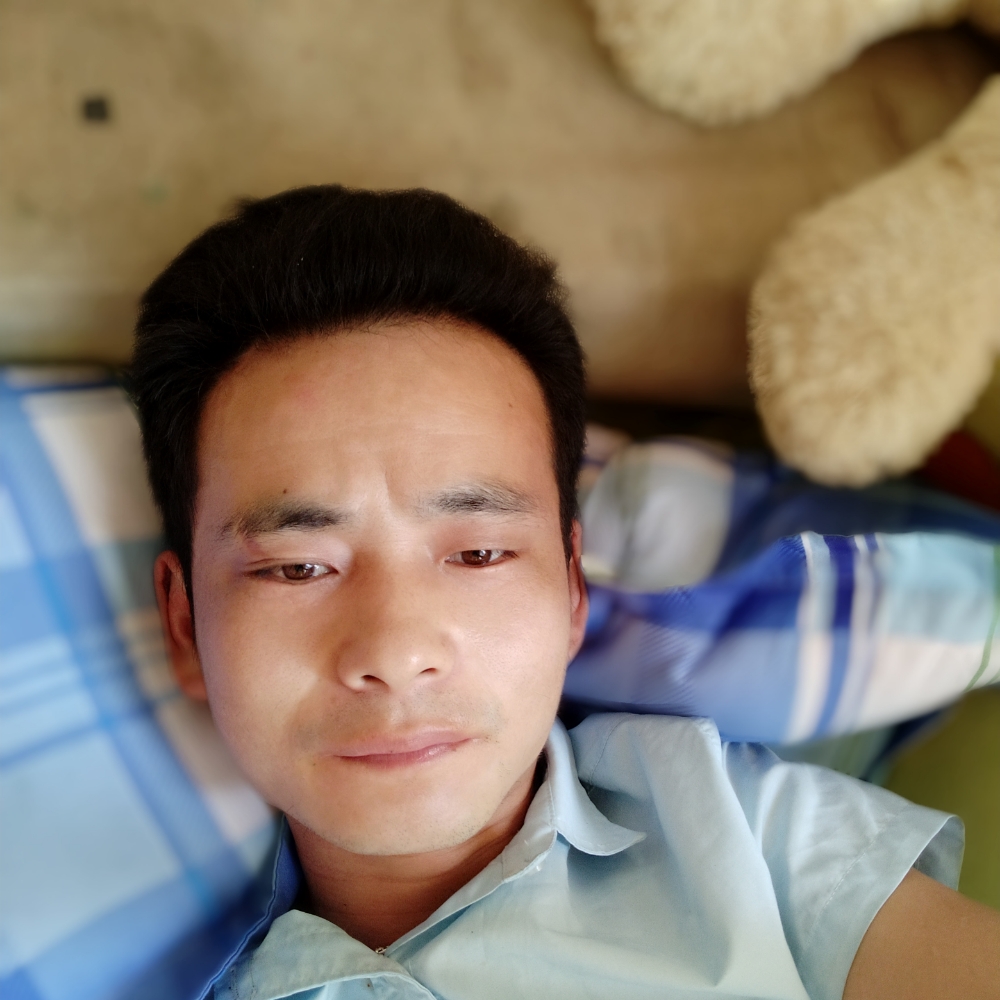 李伟兵的照片