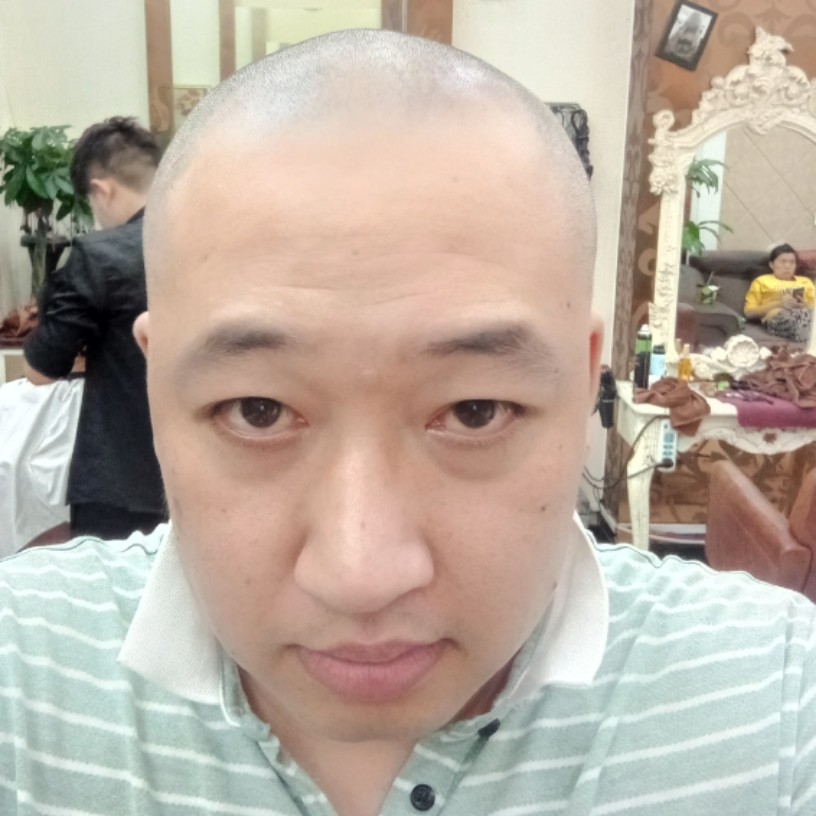 发嗲那向日葵的照片